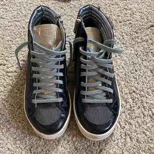 P448 Mid Top Sneakers- Black- Size 36/6